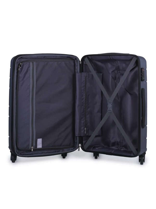 Pierre Cardin Hard Case Spinner