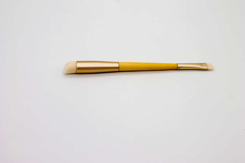 Double Ended Makeup Brush