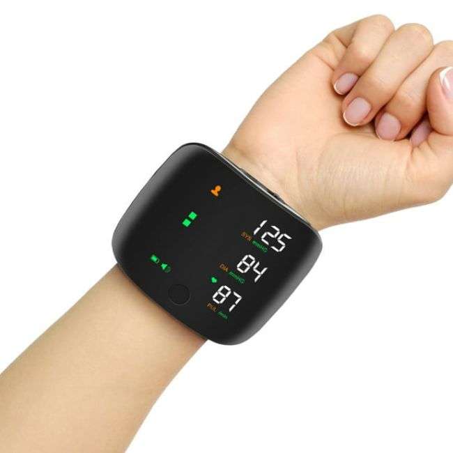 Rechargeable Voice Control Smart Electronic Wrist BP Monitor