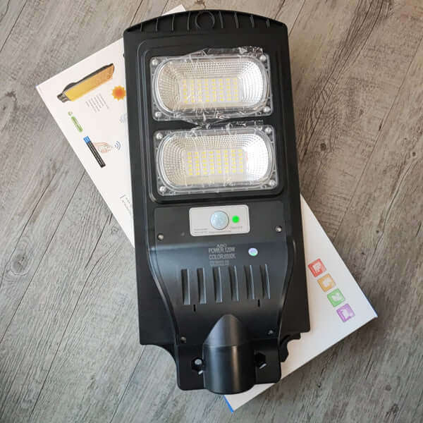 120watt Solar Powered LED Street Light
