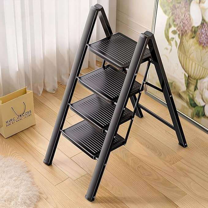 4 Step Anti Slip Folding Stepladder