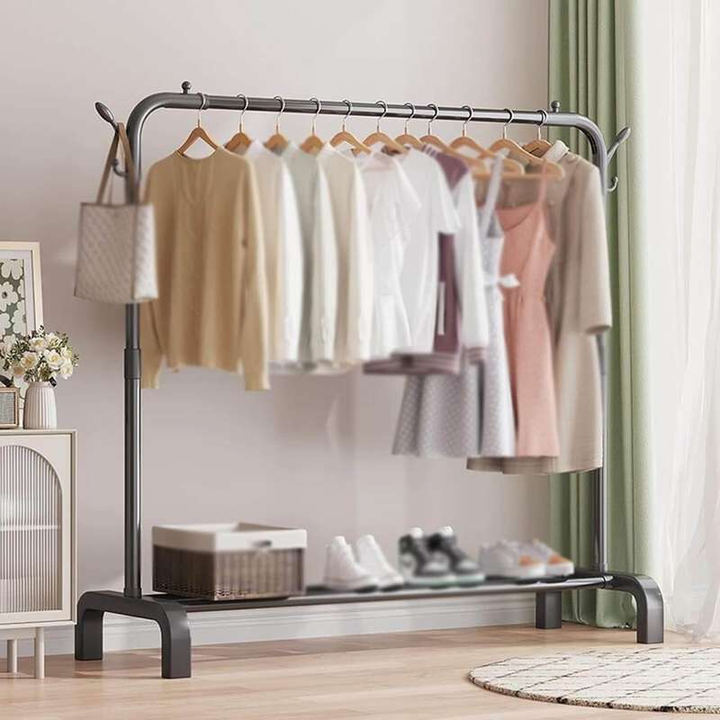 Single Pole with Hooks