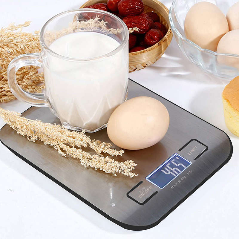 Digital Kitchen Scale in Brushed Chrome