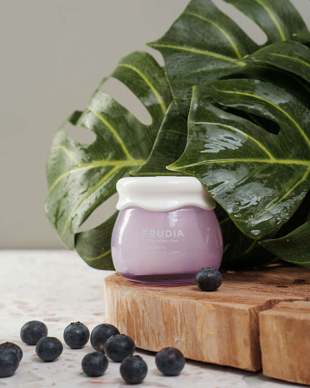 Frudia Blueberry Hydrating Cream