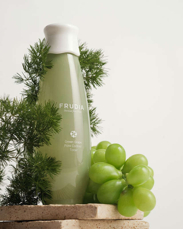 Frudia Green Grape Pore Control Toner