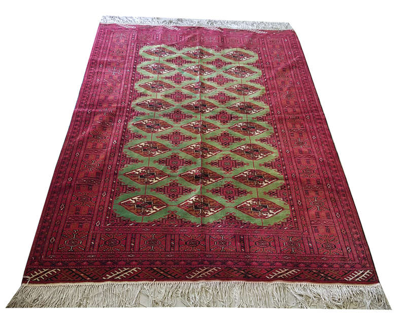 Top Quality Beautiful Classic Turkman carpet 190 x 130 cm