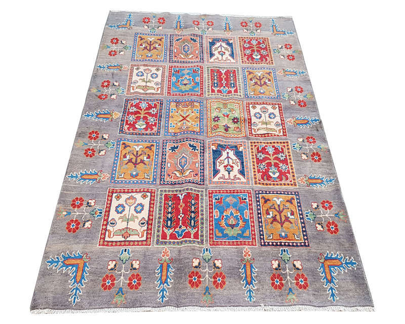 Beautiful Vintage style Ariana Carpet 200 x 153 cm