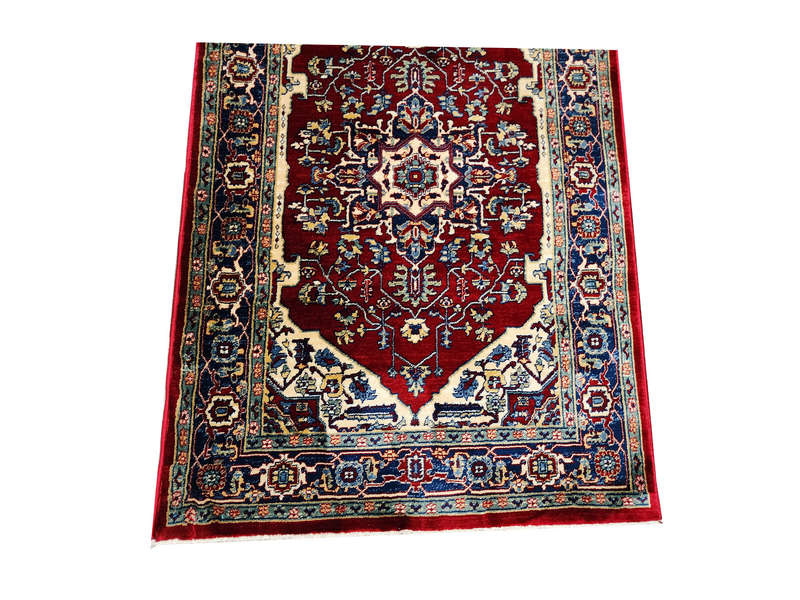 Stunning kazac machine Made Carpet 100 x 60cm