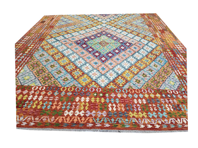 Fine Afghan choubi kilim 674 x 423 CM