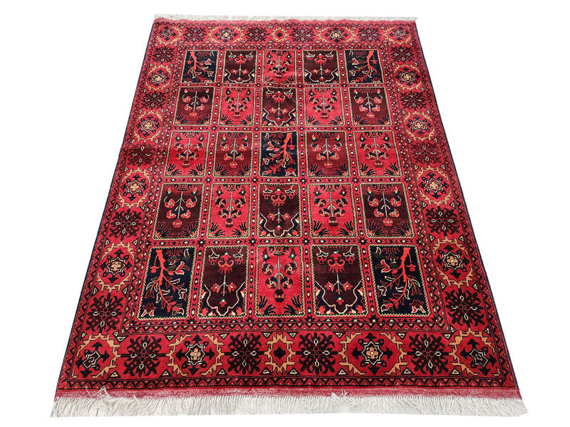FINE QUALITY BELJIC CARPET 204 x 158 cm