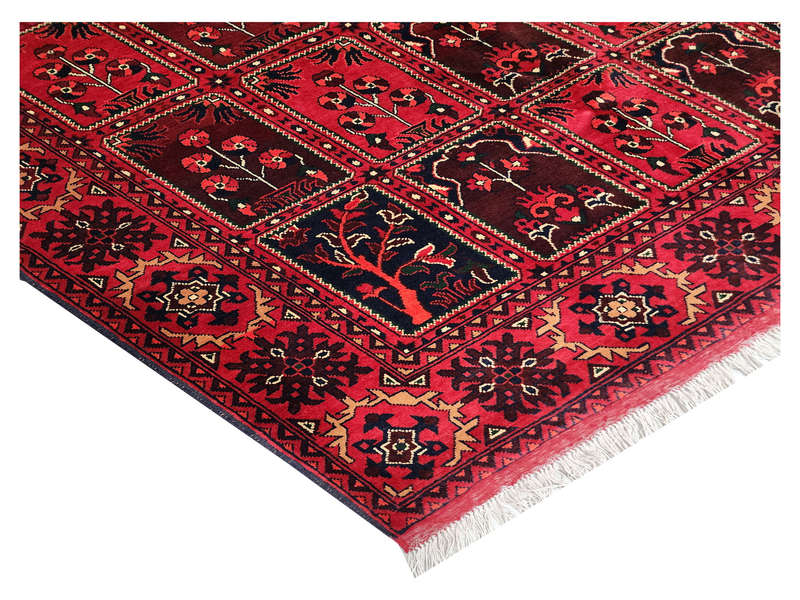 FINE QUALITY BELJIC CARPET 204 x 158 cm