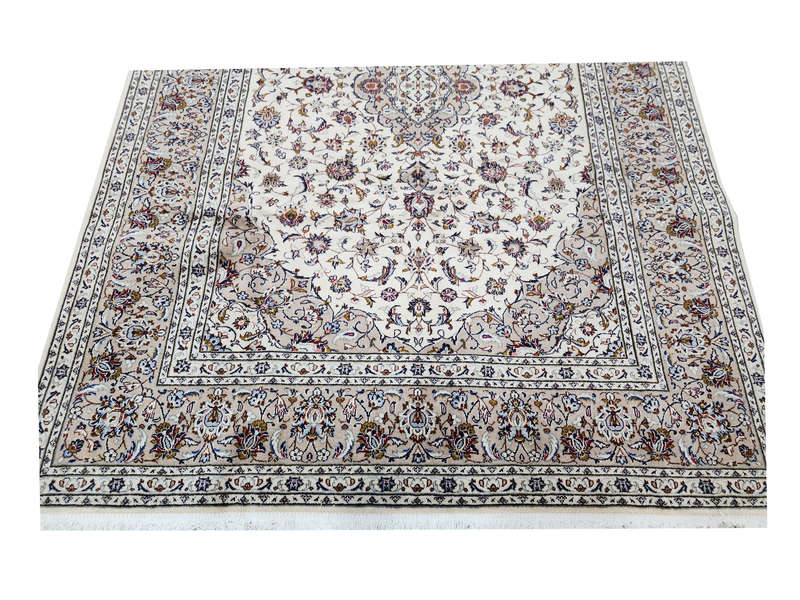 Beautiful Handmade Kashan Carpet 306 x 200CM