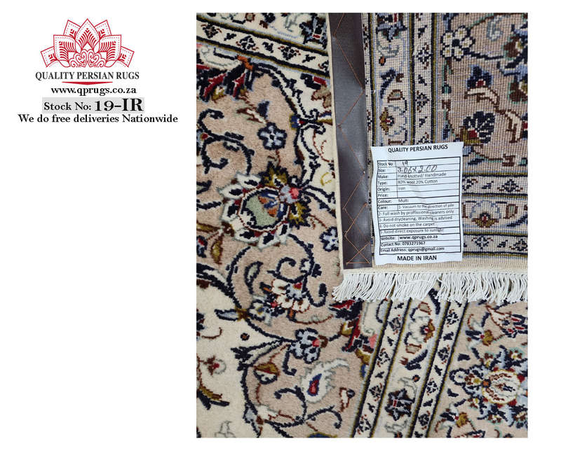 Beautiful Handmade Kashan Carpet 306 x 200CM