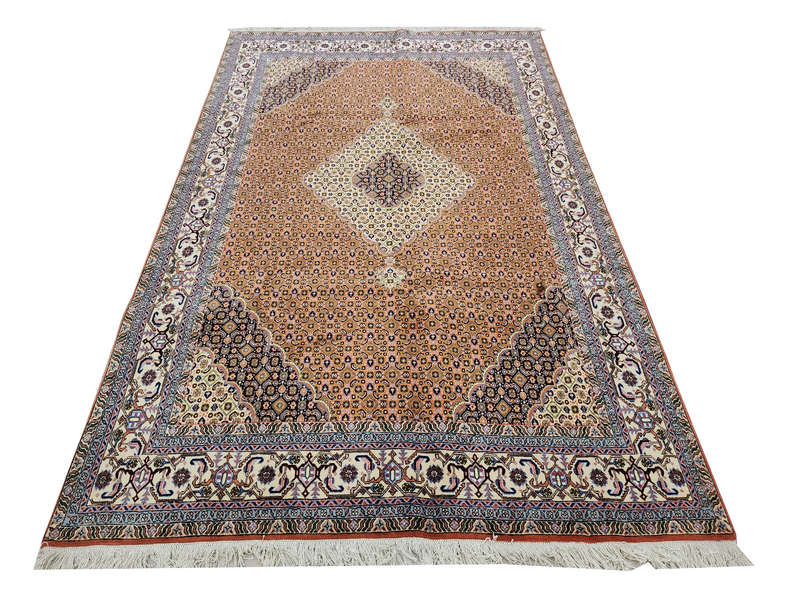 Top Quality Hand-knotted Ardabil Carpet 295 X 200 cm