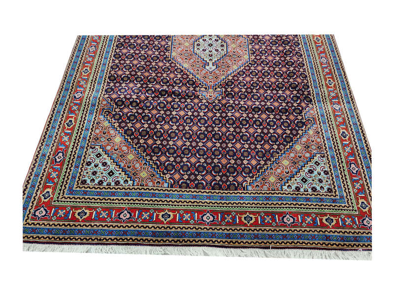 Fine Quality Hand-knotted Ardabil Carpet 300 x 200 cm