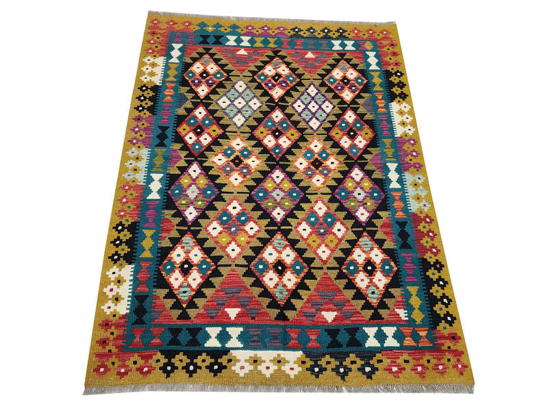 Fine Maimana kilim 192 x 144 cm