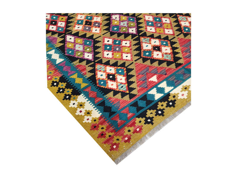 Fine Maimana kilim 192 x 144 cm