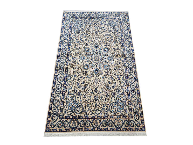 Stunning Nain Persian Carpet 198 x 123 CM