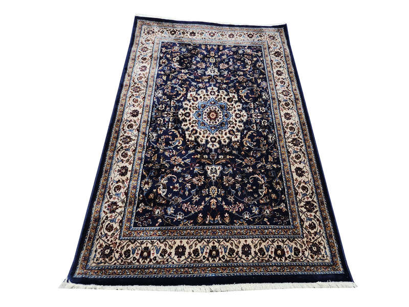 Beautiful Navy Kashan Carpet 180 x 120 cm