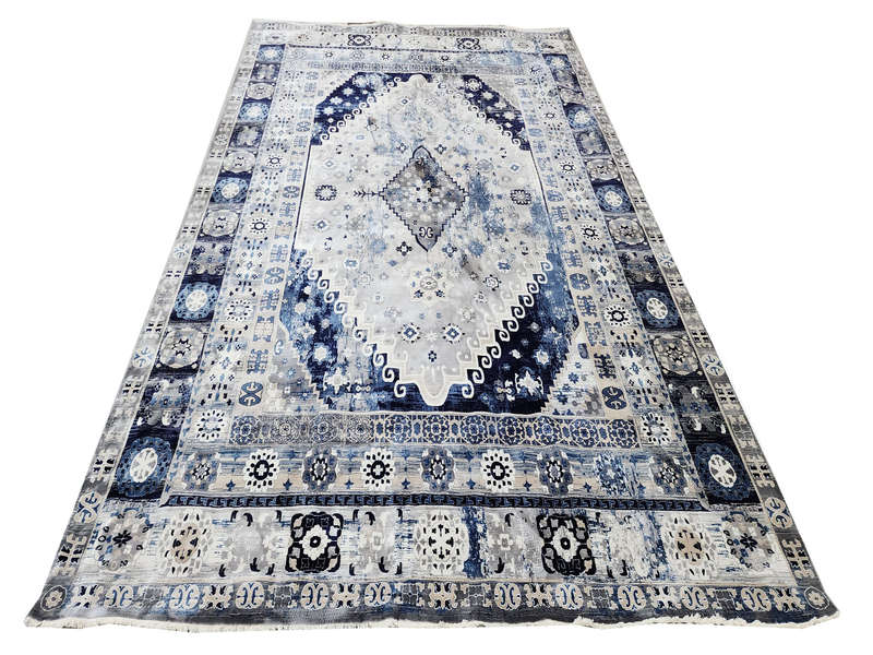 Gorgeous Turkish  Vintage Design Carpet 400 x 300 CM