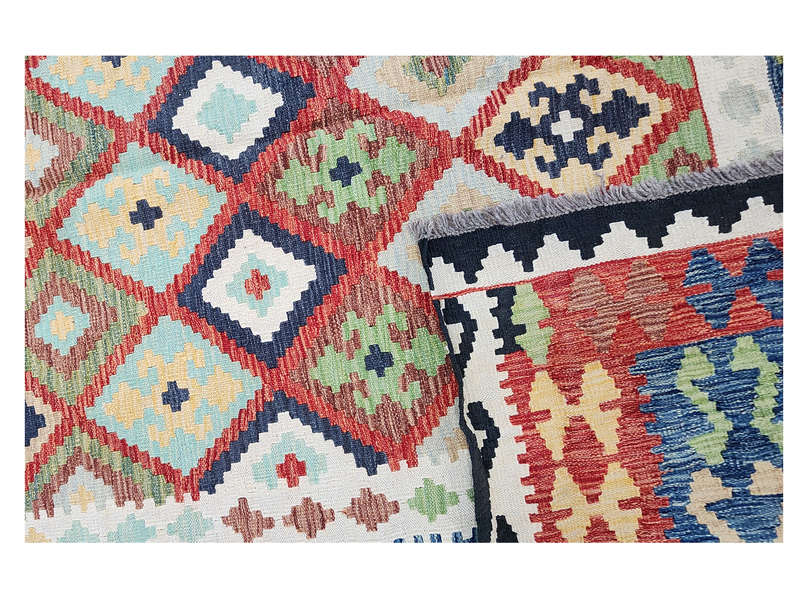 Stunning 5x3 Afghan Choubi kilim - 486 x 309 CM