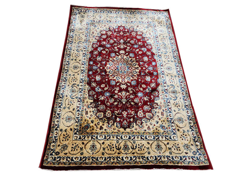 Beautiful Red Kazac Carpet 170 x 120 cm