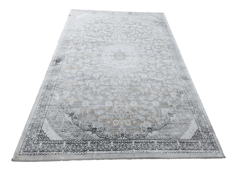 Fine Machine Made Carpet 230 x 160 CM