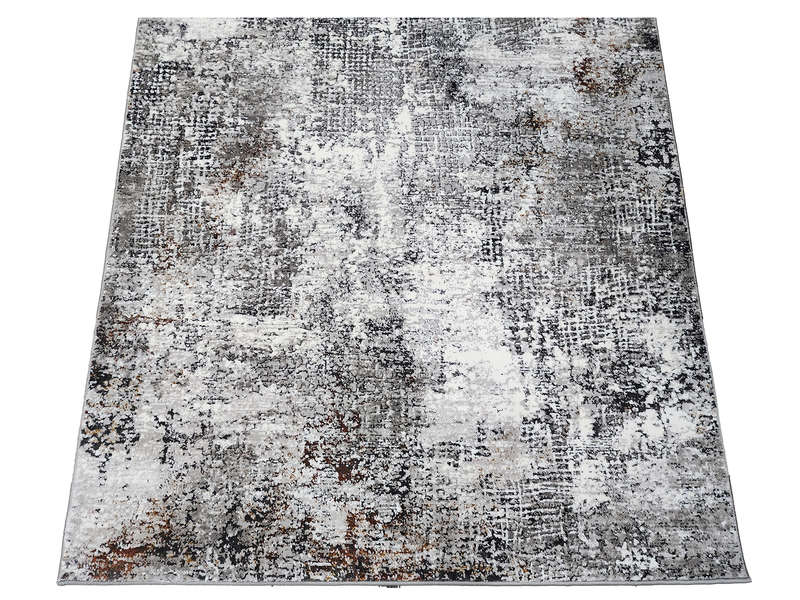 Stunning Turkish Carpet 170 x 120 CM