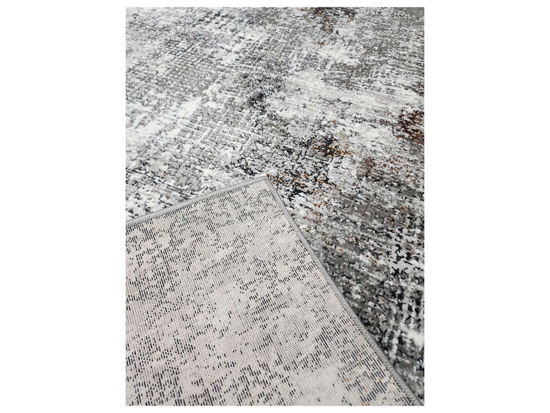 Stunning Turkish Carpet 170 x 120 CM