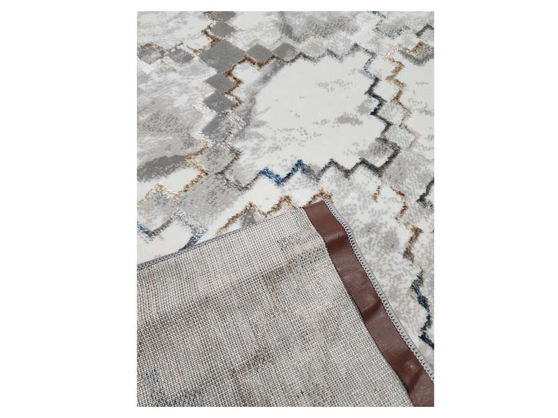 Gorgeous Machine Made Carpet 160 x 110 CM