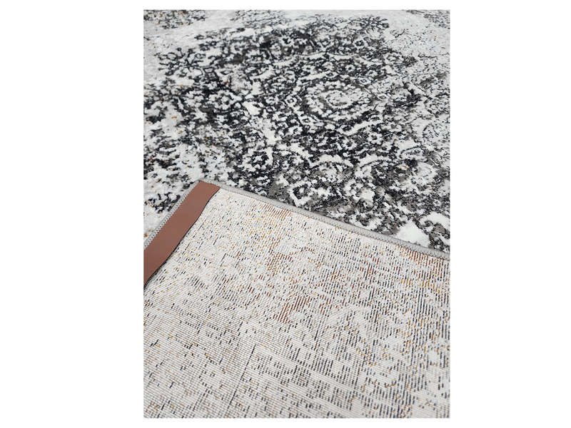 Stunning Vintage Style Carpet 170 x 120 CM