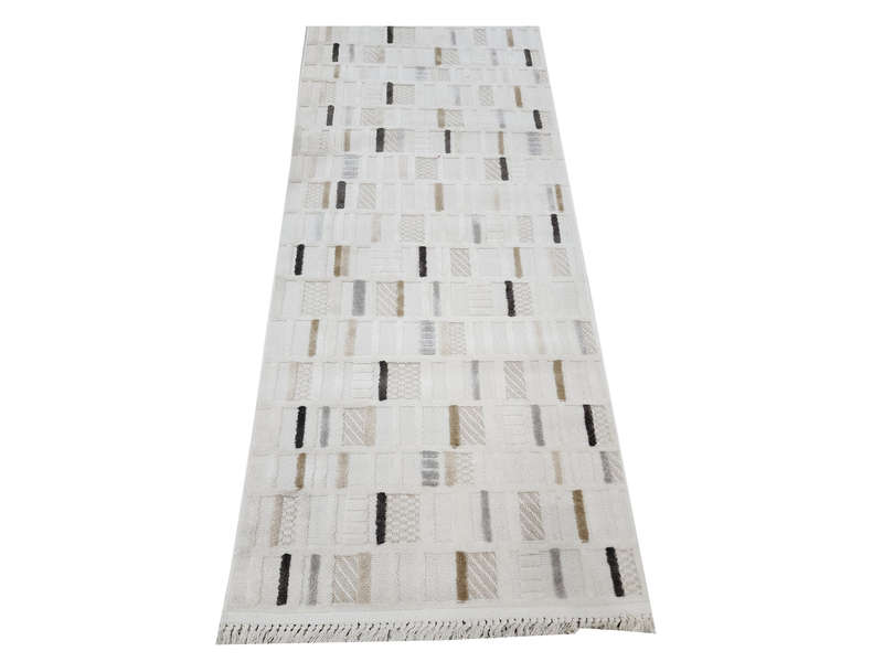 Stunning Turkish Machine Made Runner 300 X 80 CM