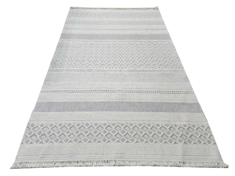 Beautiful cream Jute style carpet 290 x 200 cm
