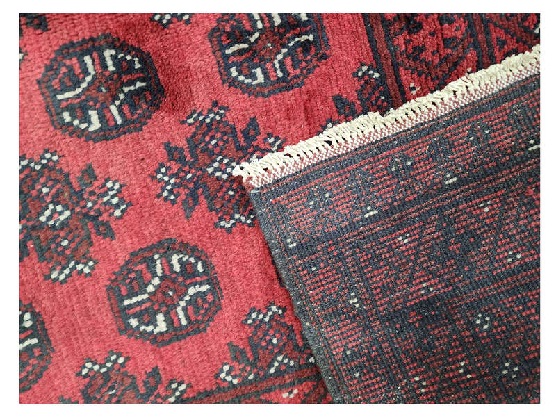 Stunning Red Carpet For Living Room 185 x 150 CM