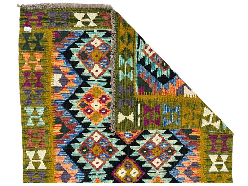 Beautiful Bedside Handmade kilim 192 x 119 CM