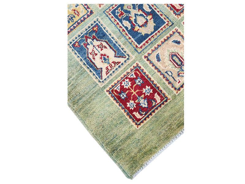 Gorgeous Ariana Handmade Bedside Carpet 126 x 83 CM