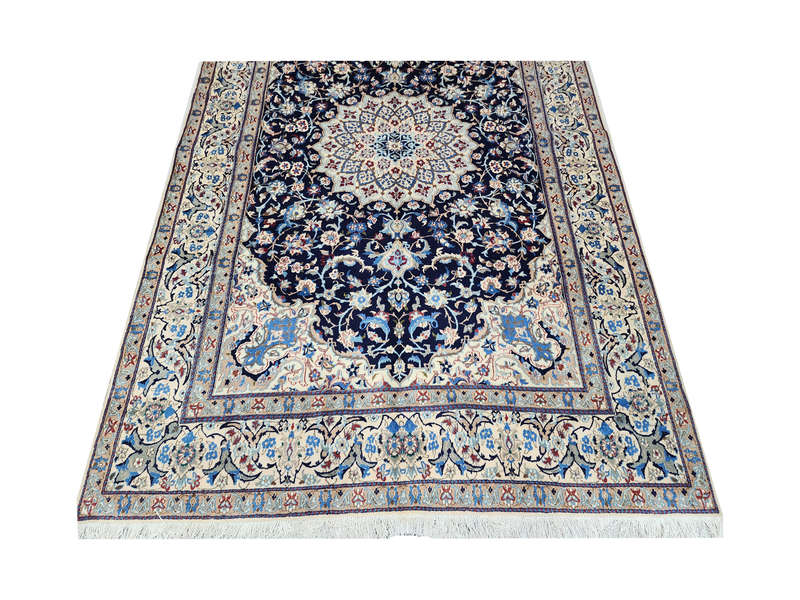 Incredible Fine Nain Persian Carpet 312 X 200 cm
