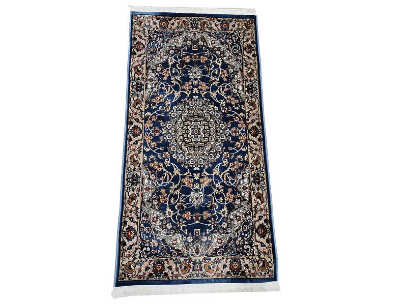 Beautiful Persian Design Machine Made Carpet 150 X 80 CM