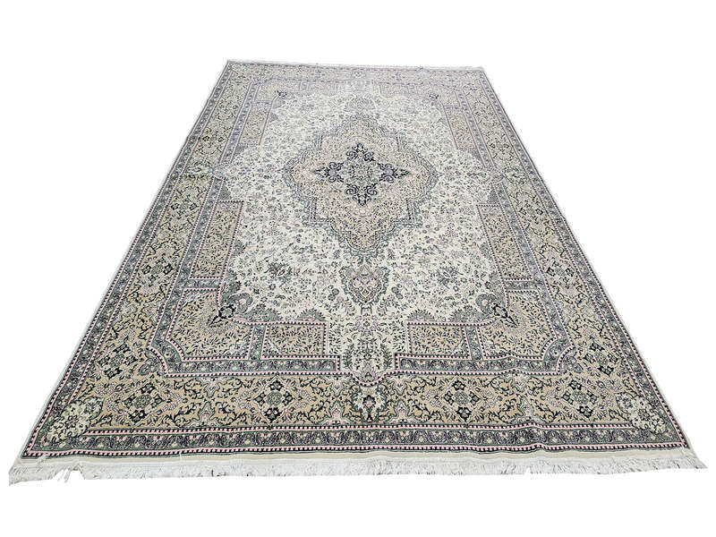 Incredible Persian Machine Made Carpet 400 x 300 CM