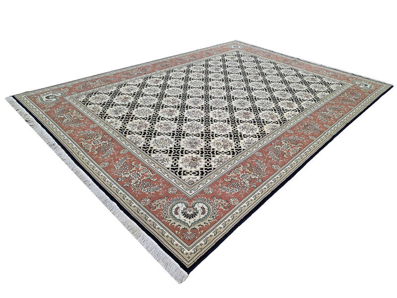 Fine Quality Persian Machine Made Carpet 400 x 300 CM