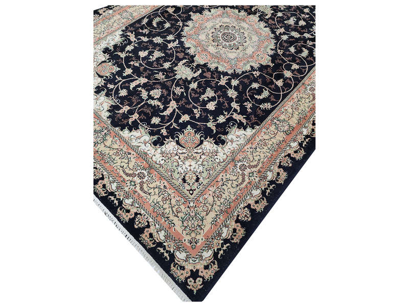 Stunning Second-Hand Machine Made Carpet 300 x 200 CM