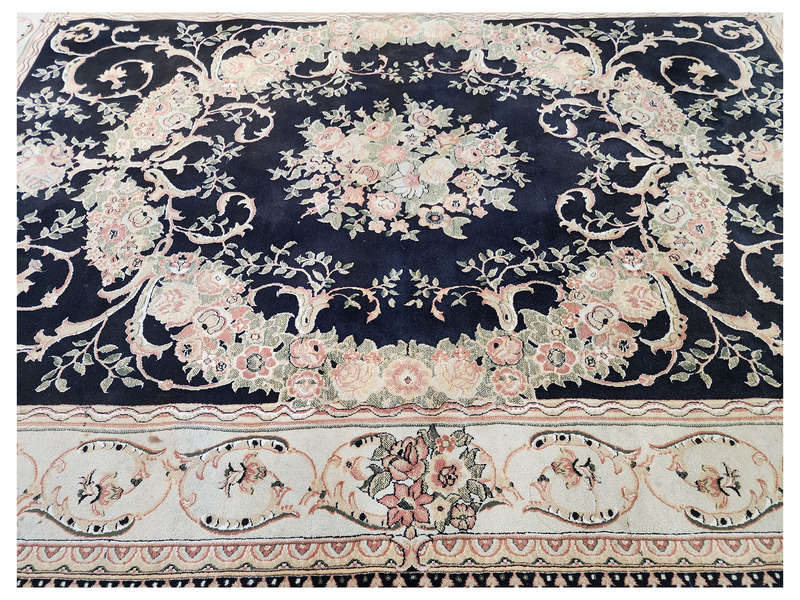 Stunning Persian Machine Made Carpet 300 x 200 CM