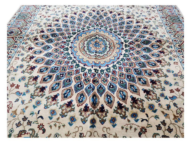 Stunning Afghan Ariana Carpet 205 x 152 CM