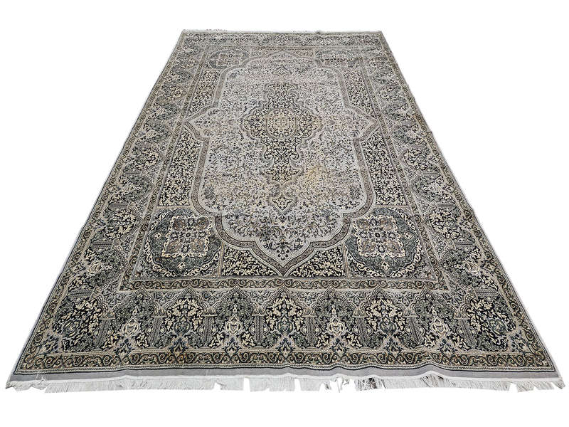 Persian Machine Made Carpet 400 x 300 CM