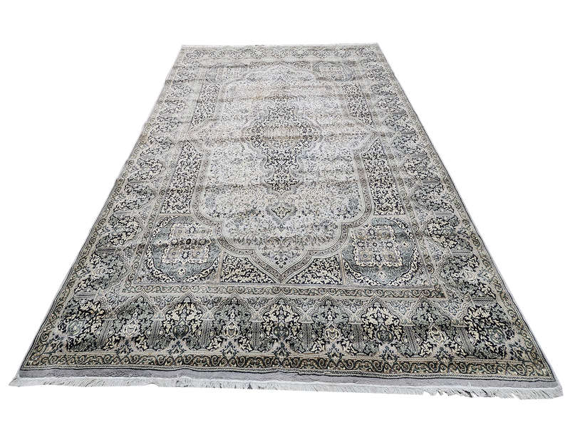 Persian Machine Made Carpet 400 x 300 CM