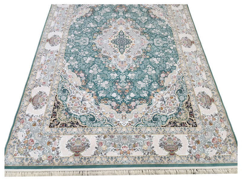 Stunning Persian Gilan Carpet 350 x 250 CM
