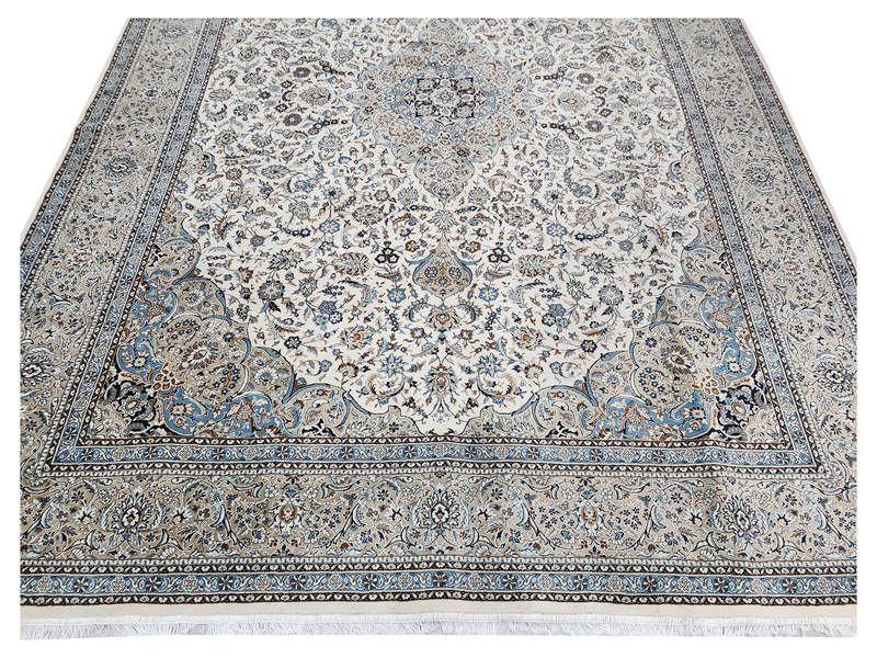 Beautiful Persian Kashan Machine Made Carpet 400 x 300 CM