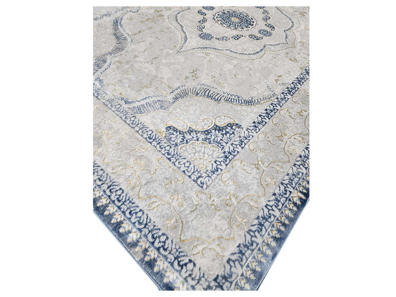 Beautiful Persian Design Carpet 230 x 160 CM