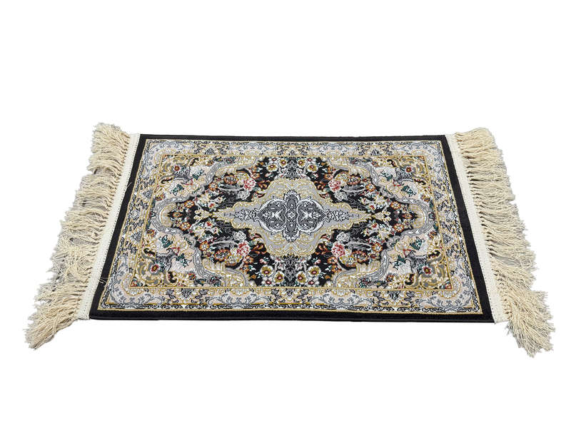 Stunning Persian Gilan Carpet 80 x 50 CM