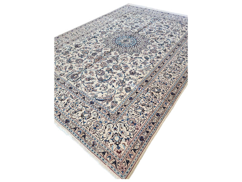 Stunning SecondHand Nain Persian Carpet 327 X 250 CM